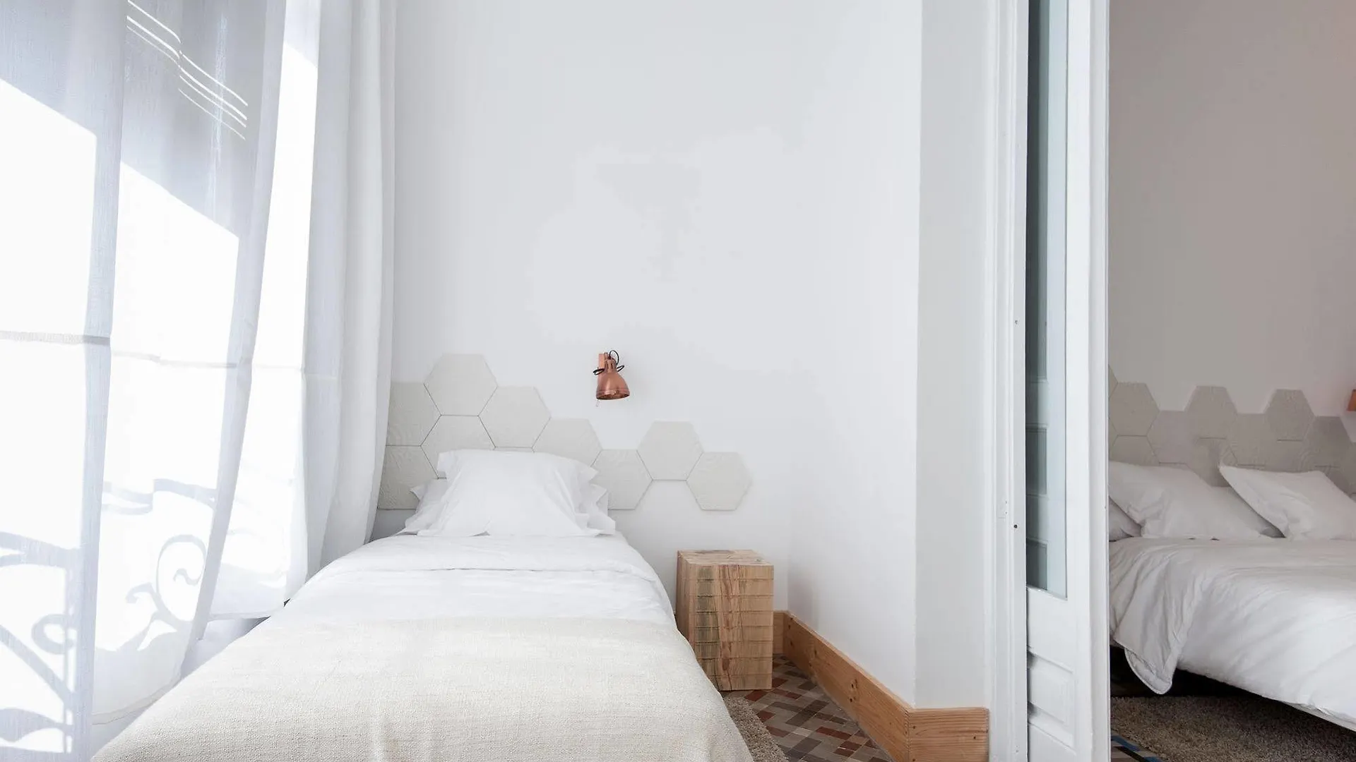 La Casa De Antonio Boutique Rooms Barcelona Hotel